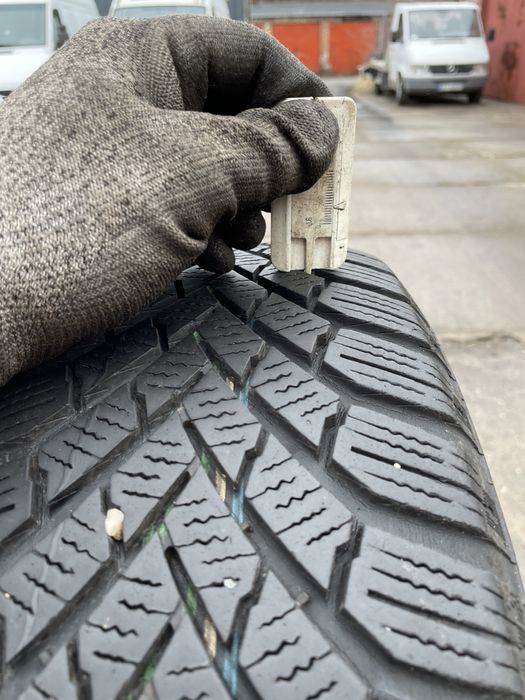 Opony Continental 185/60r15 88T XL WinterContact TS860 -4szt 6mm