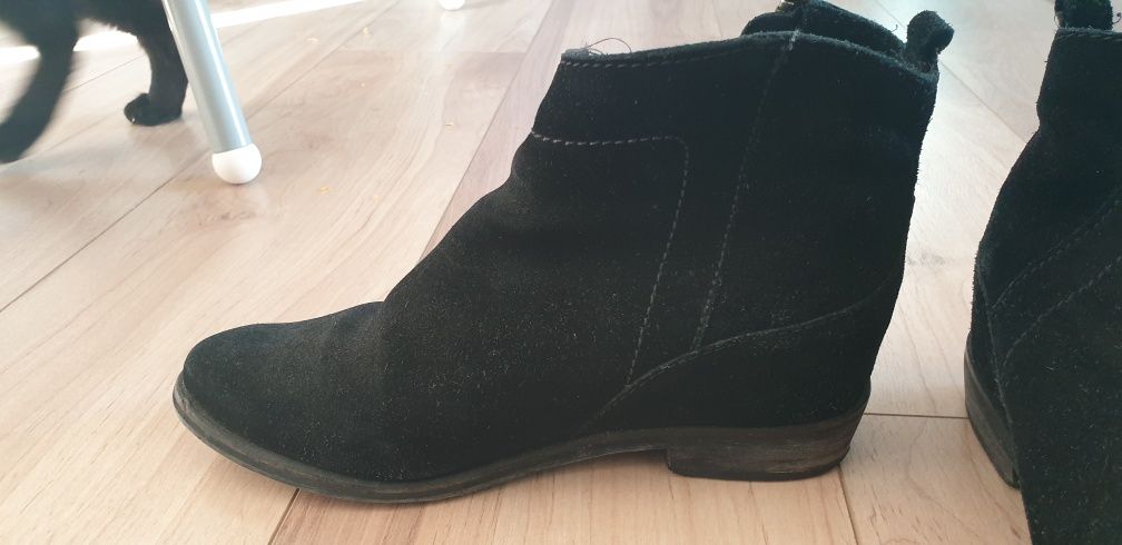 Botas pretas efeito camurça Pull&bear