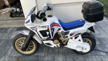 Motocykl Elektryczny Injusa Honda Africa Twin