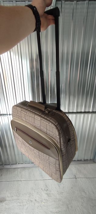 Elegancka walizka turystyczna torba plecak