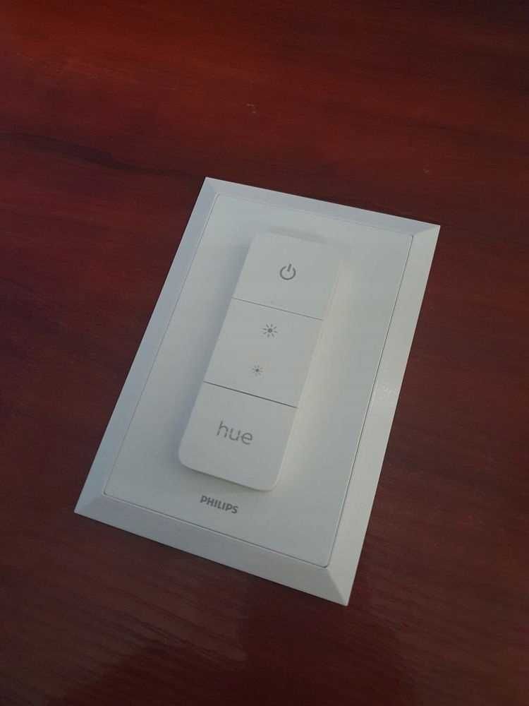 Ramka adapter Philips Hue Regulator pilot V2