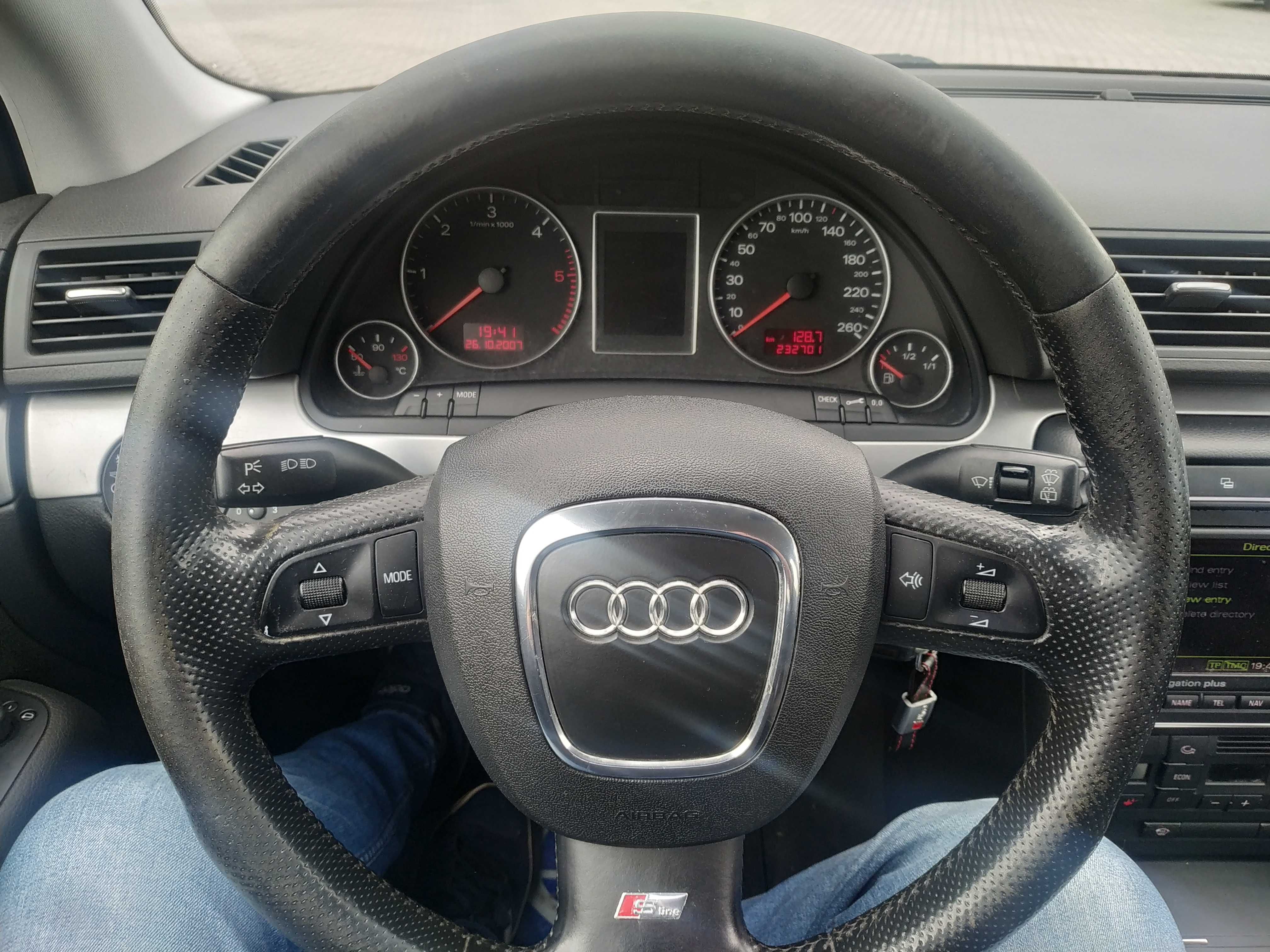 Audi A4  2,7 180KM automat