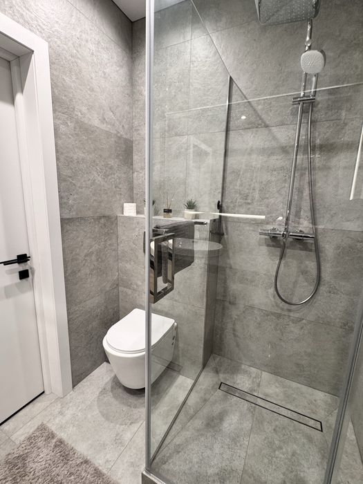 Вільно 09.12 Доба. Та 14.12 - 17.12. ЖК Липки, біля озера та парку