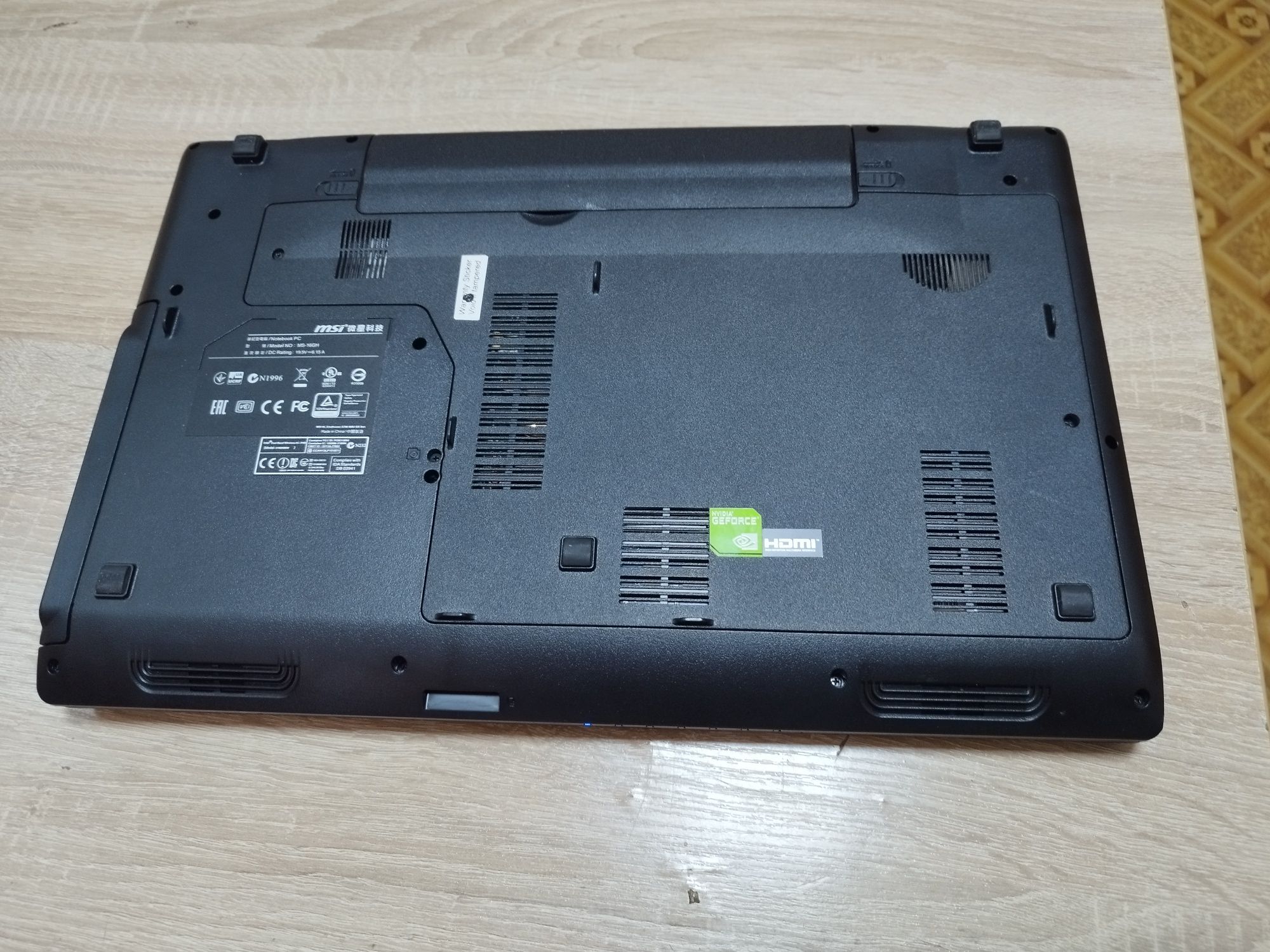MSI MSI-16GH leopard gp60 2qe i5-4210h ram 8gb ssd 240gb GeForce 940m