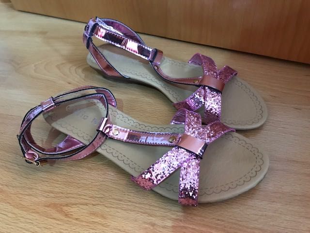 Sandálias Rosa Nº 38