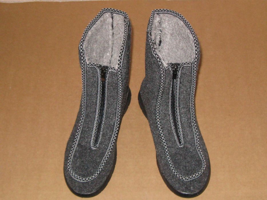 женские тёплые сапоги угги  41 размер