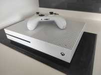 Consola Xbox One S 1TB com caixa