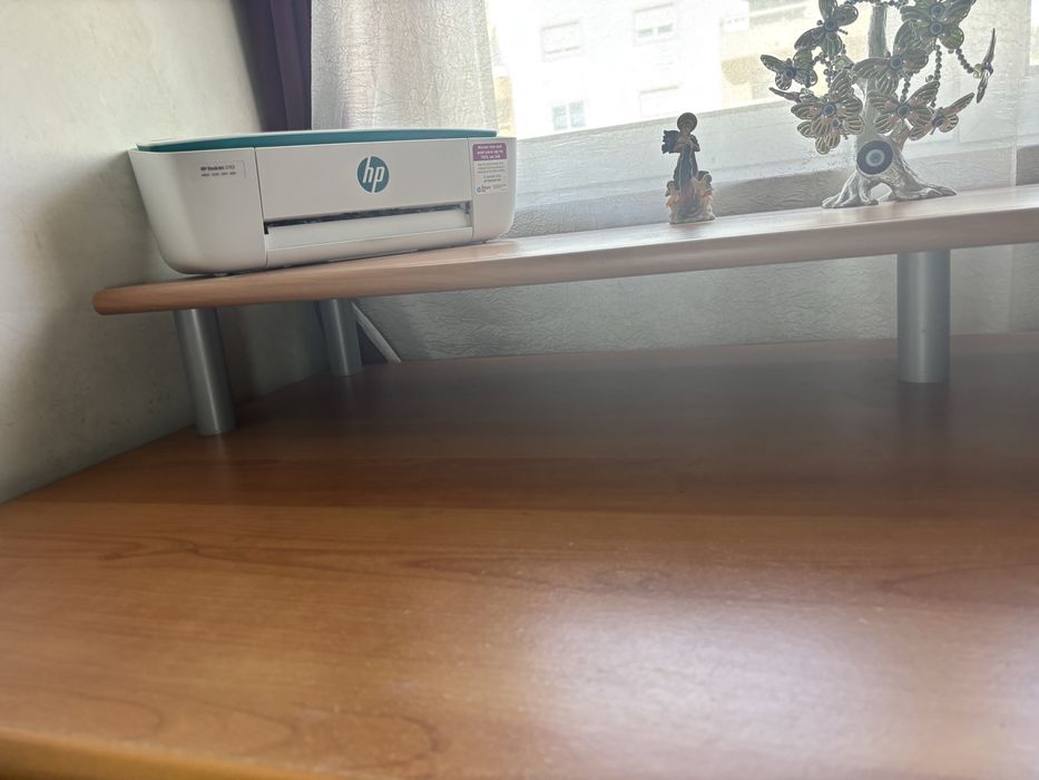 Secretaria de madeira