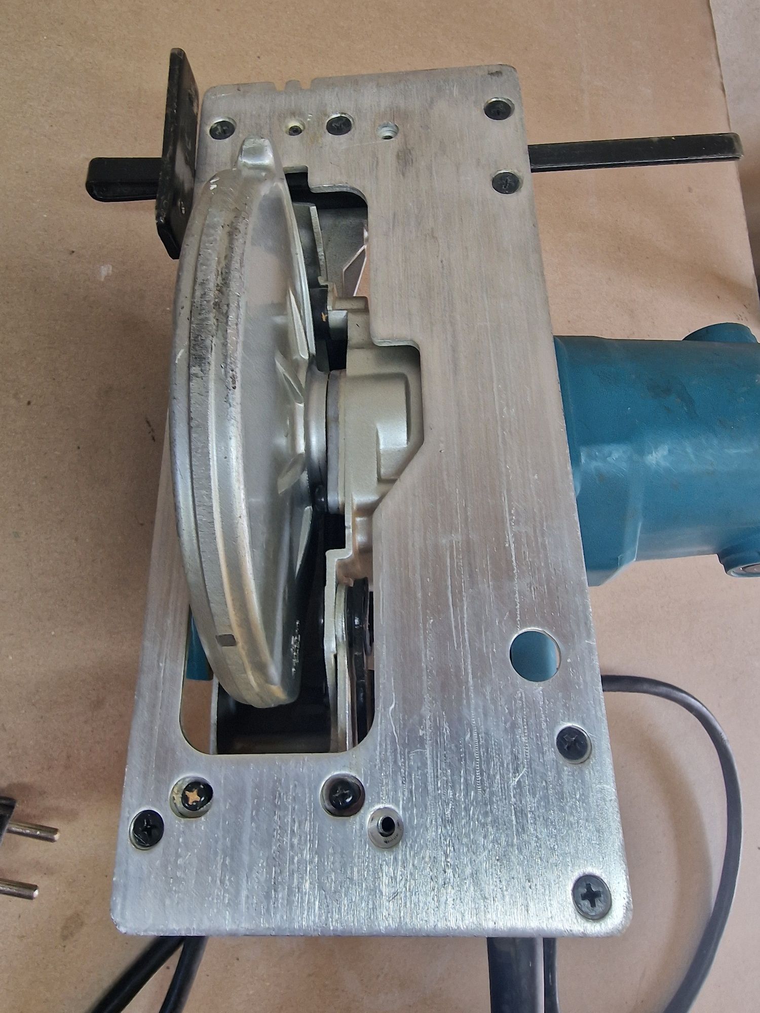Makita HS6601 piła tarczowa