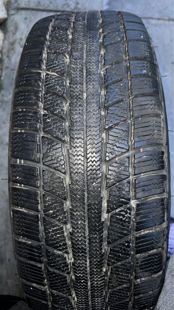 Резина, стан нової 215/65 R16 5*112