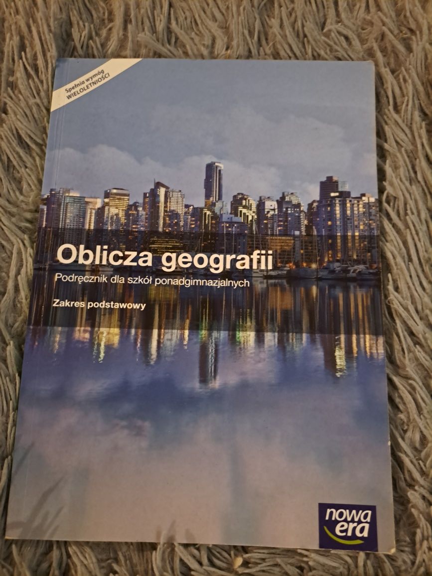 Sprzedam książki,,Oblicza geografi,,To jest chemia,,Odkryć Fizykę,,