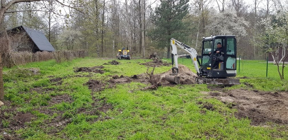 Usługi mini-koparką prace ziemne wynajem koparki z operatorem Warszawa