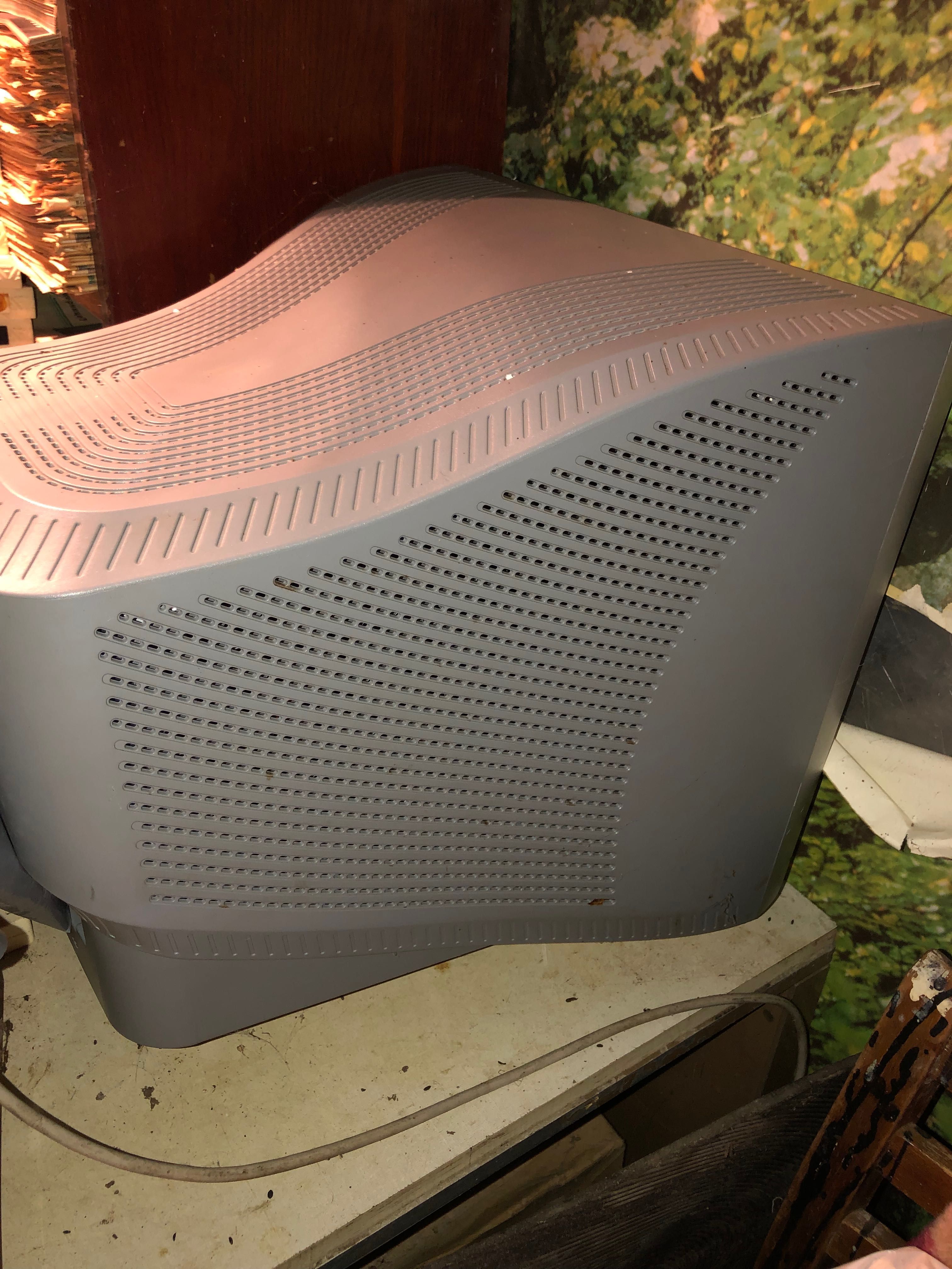 lg flatron f700p