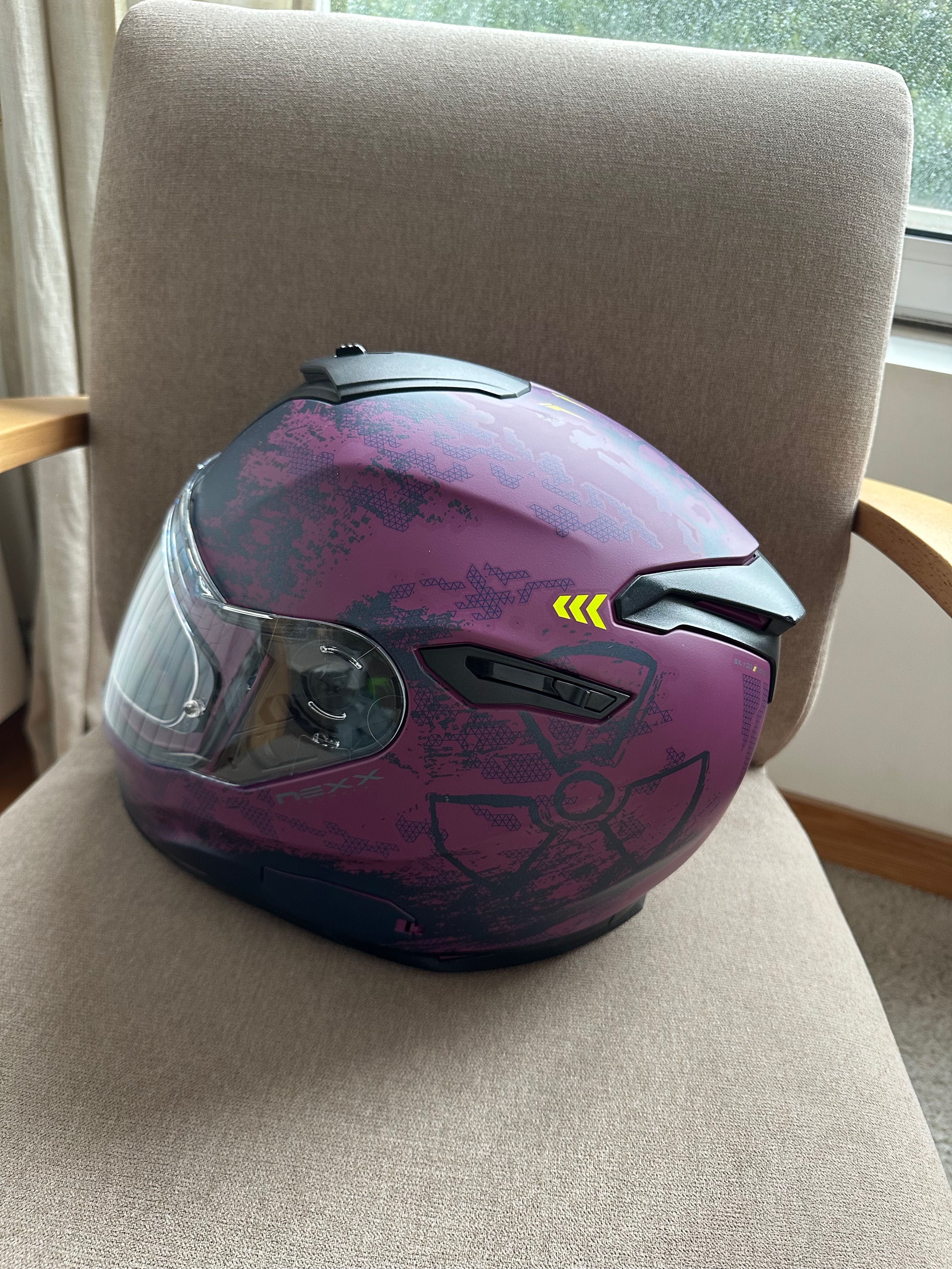 Vendo Capacete NEXX Feminino [cheira a novo]