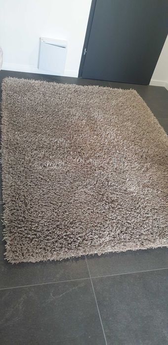 sprzedam dywan 160x220 szary