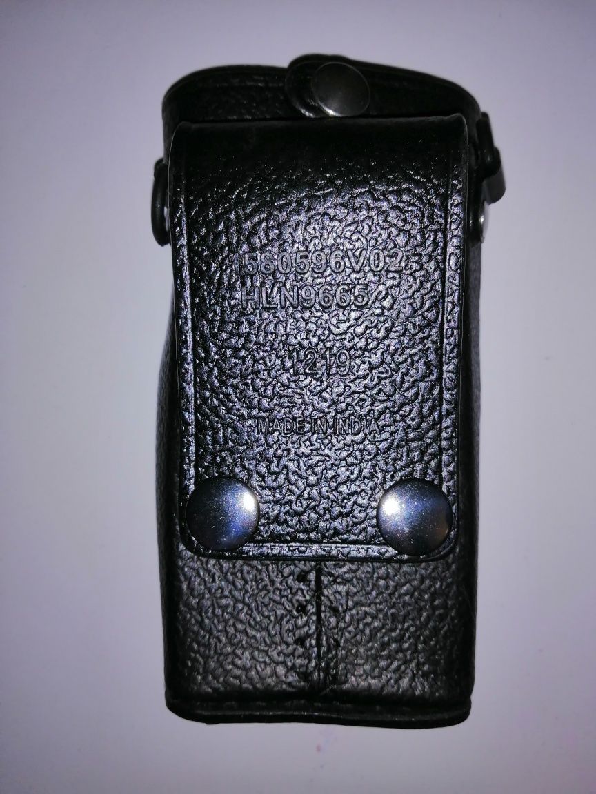 Оригинальный кожаный чехол для радиостанций Motorola