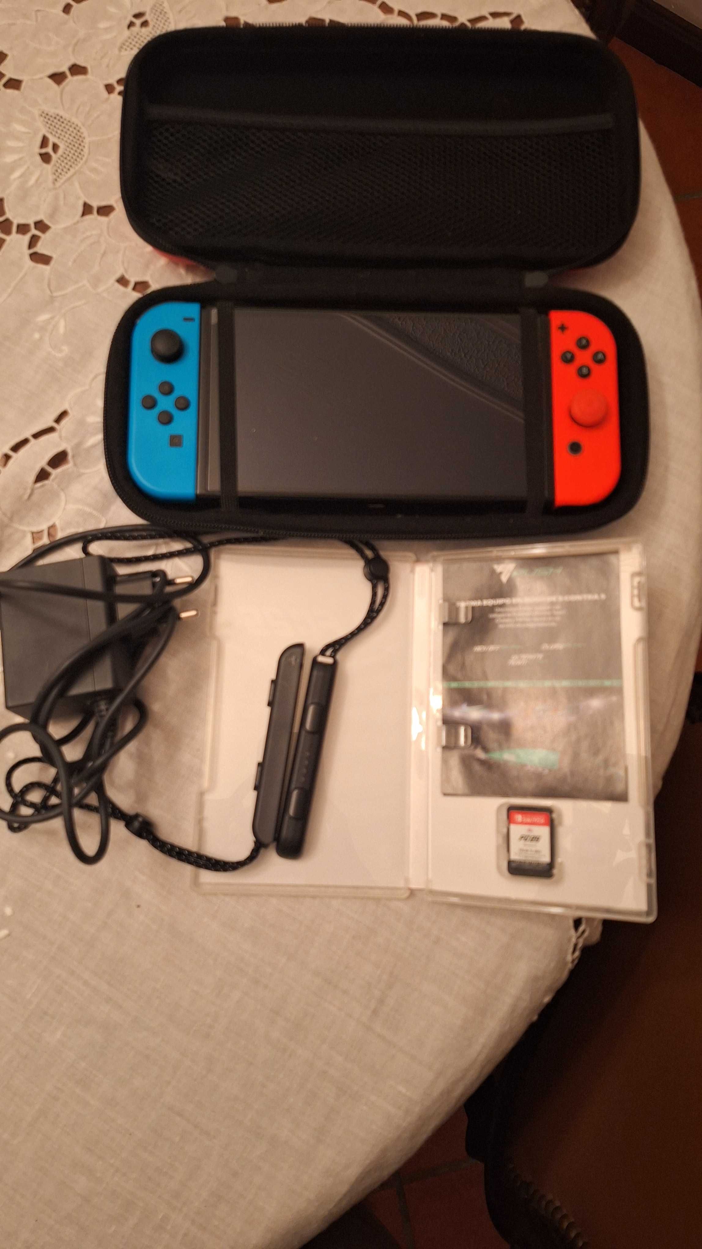 Nitendo switch oled + FIFA + mala