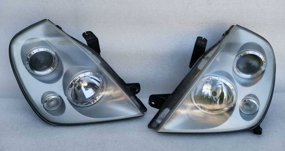 Фара фары левая правая SsangYong Rexton 2001-2006г.в. оригинал