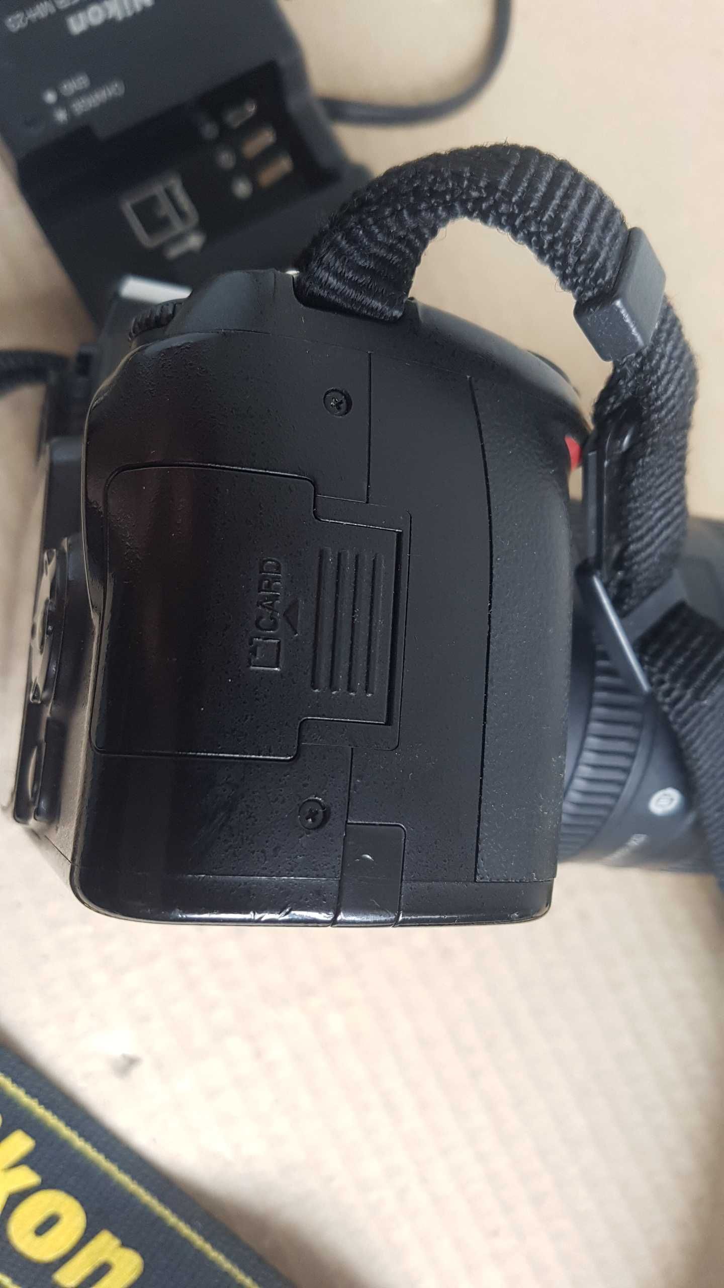 Nikon D60 (пробіг 9600), можна з об'єктивом Nikon 16-85mm