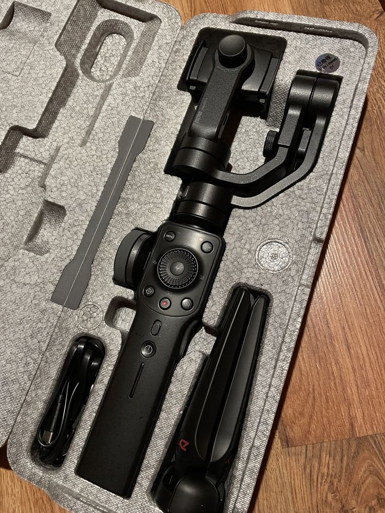 Zhiyun Gimbal Smooth 4
