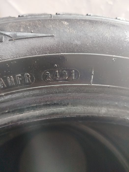 Зимові шини NEXEN  r16 205/55