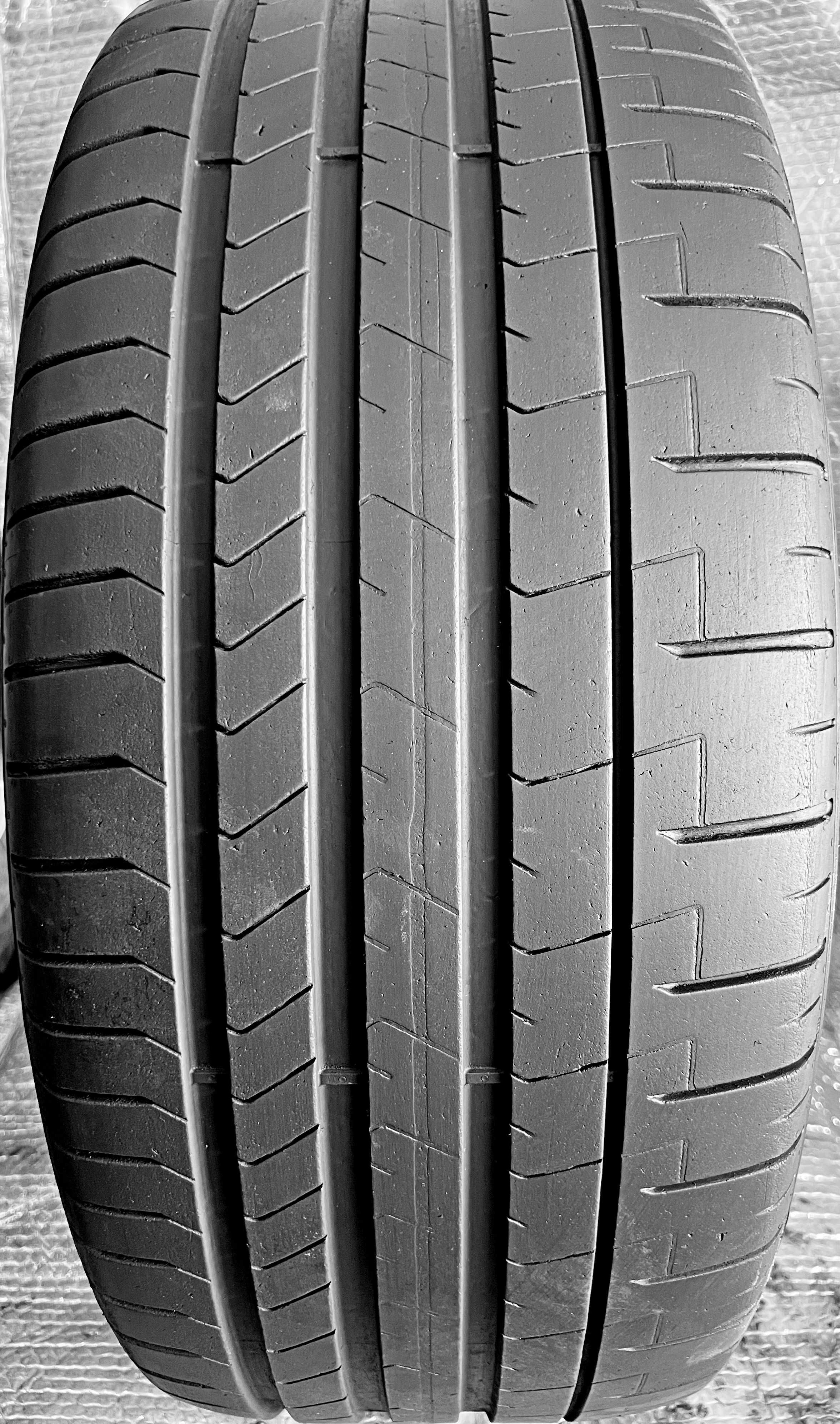 Шини Б/в 265.45.21 пара Pirelli