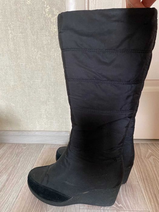 Дутики на танкетке, розмір 40, всередині хутро