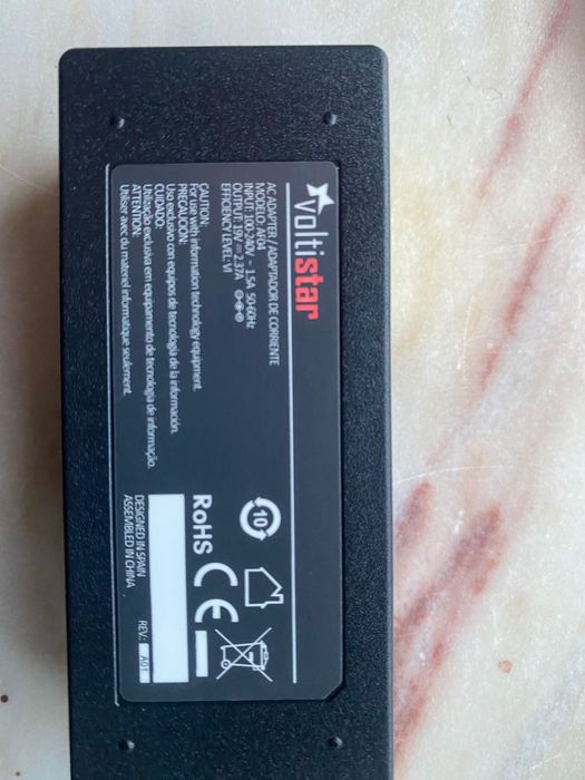 Carregador de Pc NOVO ainda na CX