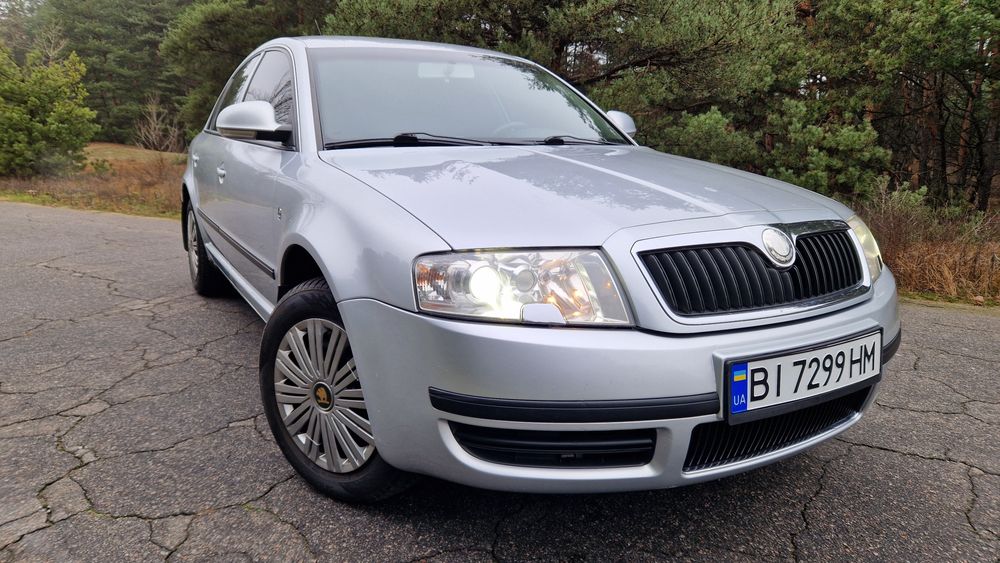 Автомобиль Skoda Superb