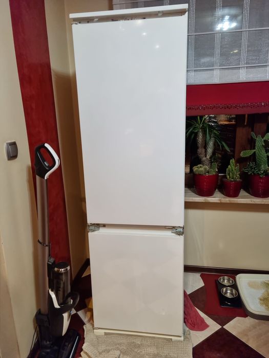 Lodowka do zabudowy Whirlpool CB 18M/1C