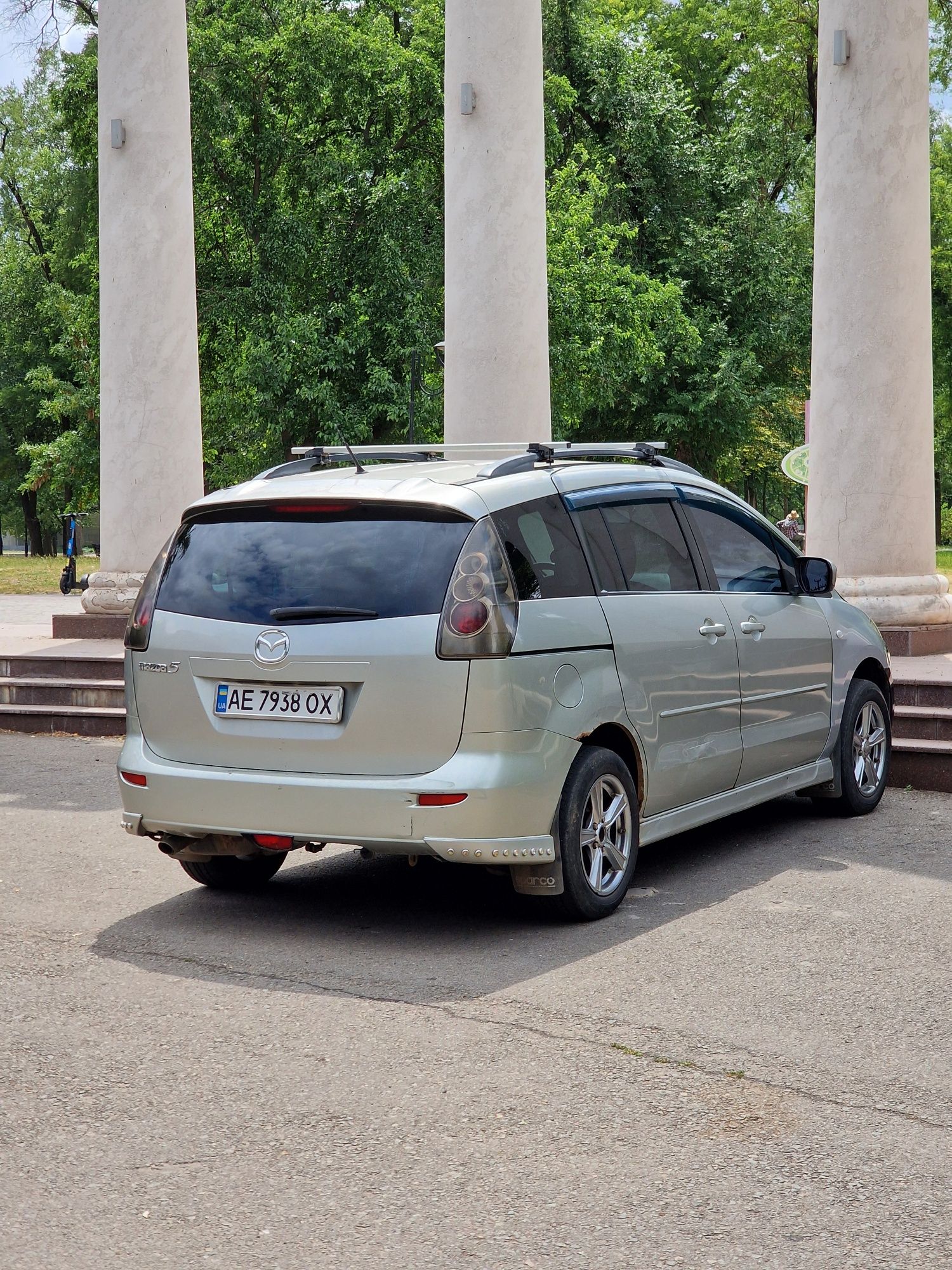 Срочно Mazda 5 Мазда 5 Минивен 7мест