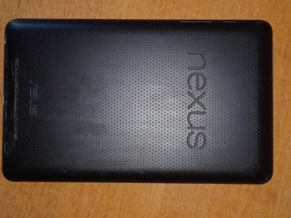 Продам планшет Asus Google Nexus 7 (2012)