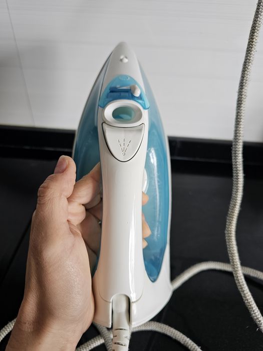 Ferro de engomar a vapor Tefal Prima 15
