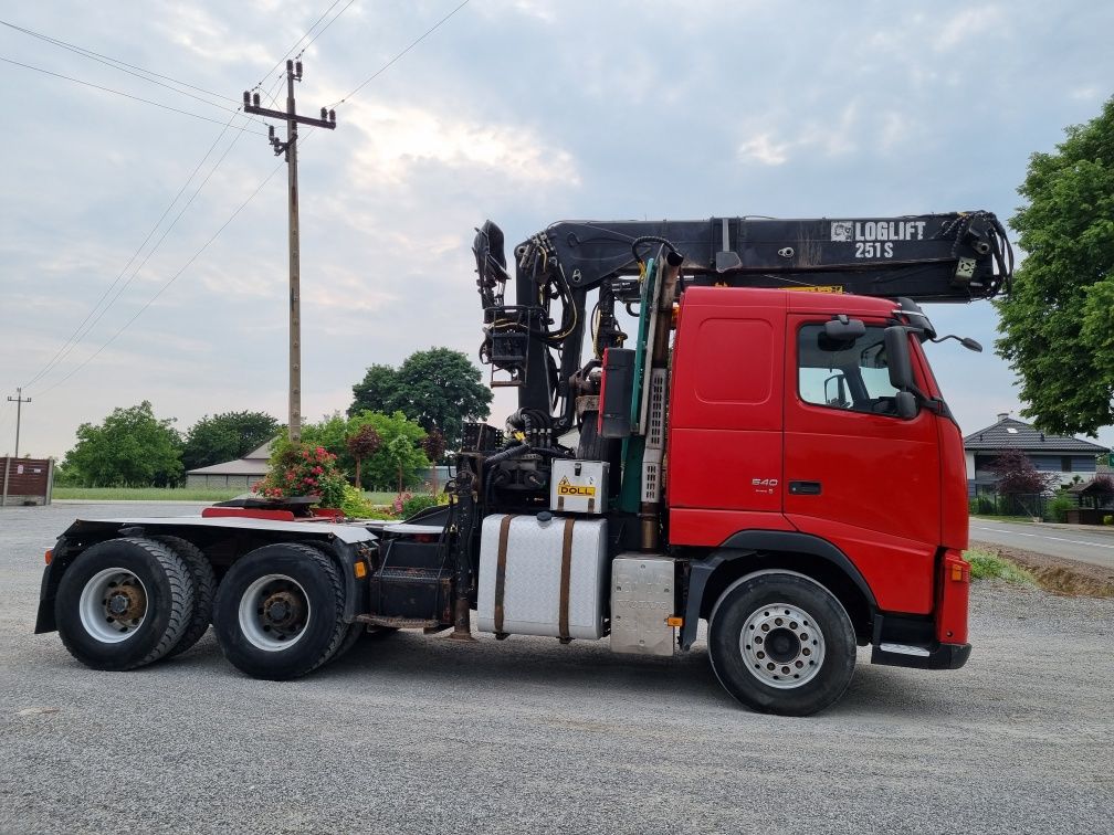 VOLVO FH 16 540 do drewna, do lasu, do dłużycy, pod naczepę /