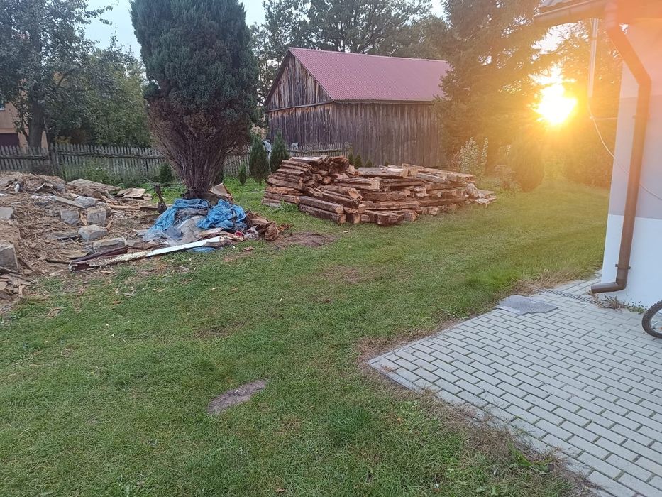 Oddam drzewo z rozbiórki domu drewnianego