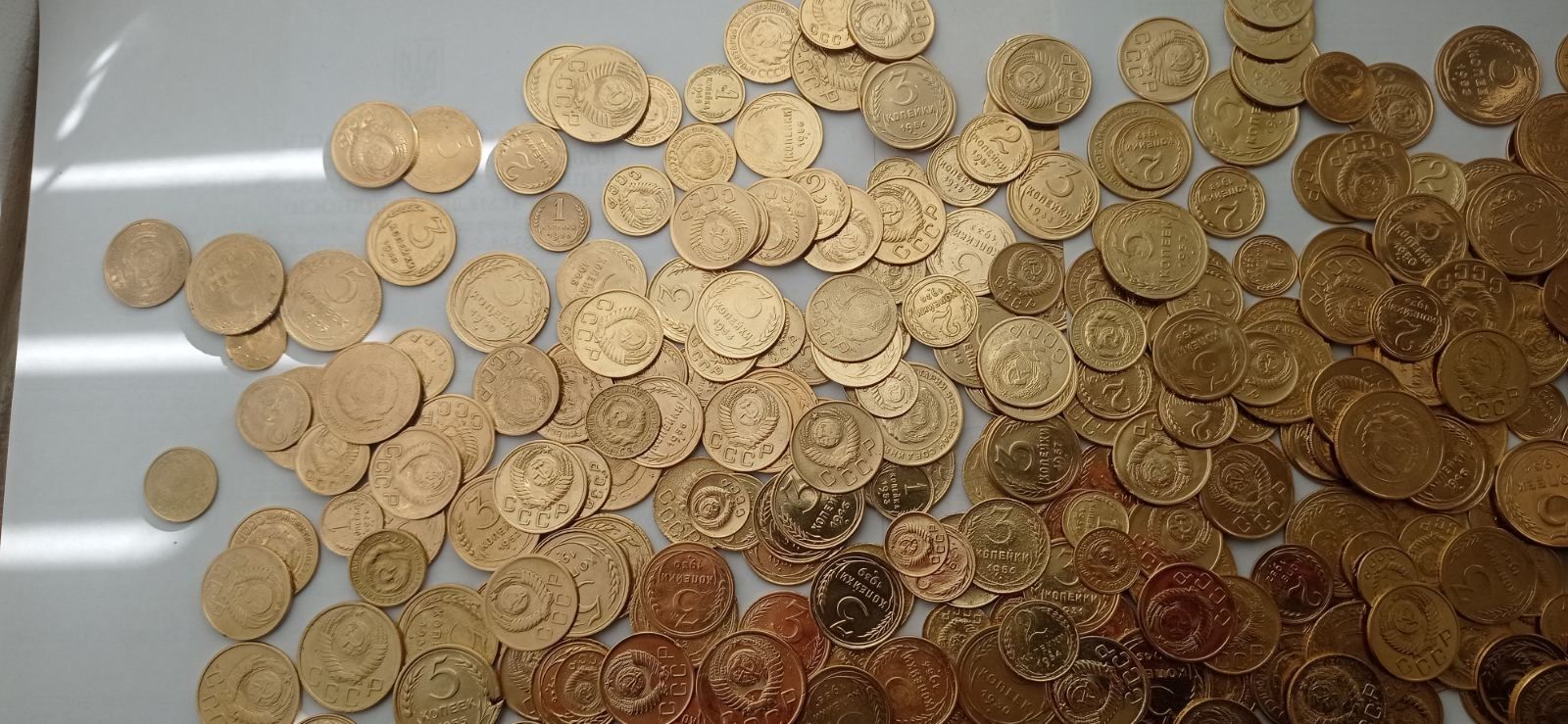 700 монет до реформы.