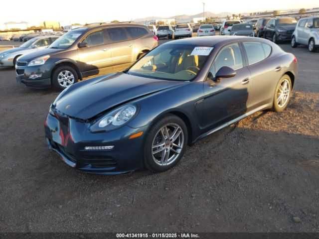 2014 PORSCHE panamera