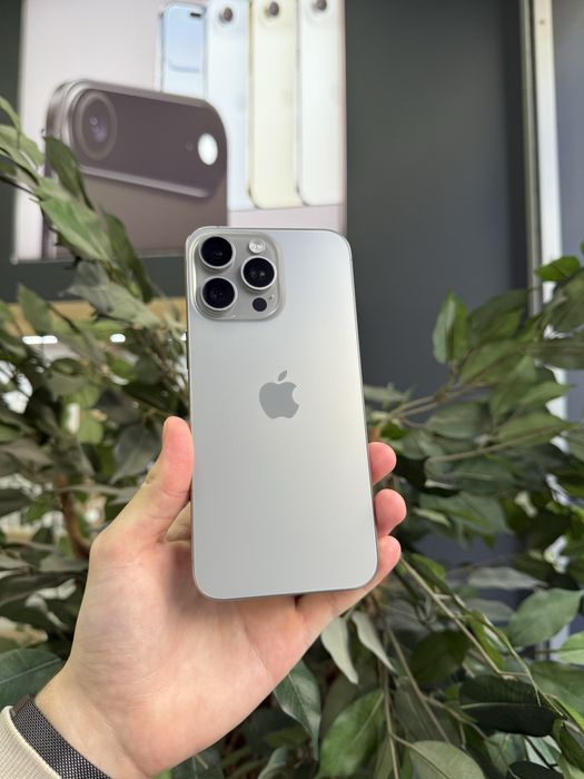 iPhone 15 Pro Max 256GB Natural Titanium