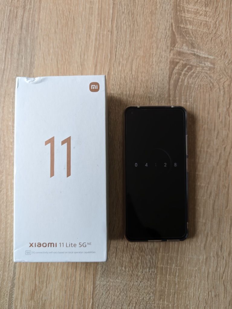 Różowy telefon Xiaomi 11 Lite 5G NE 8/128