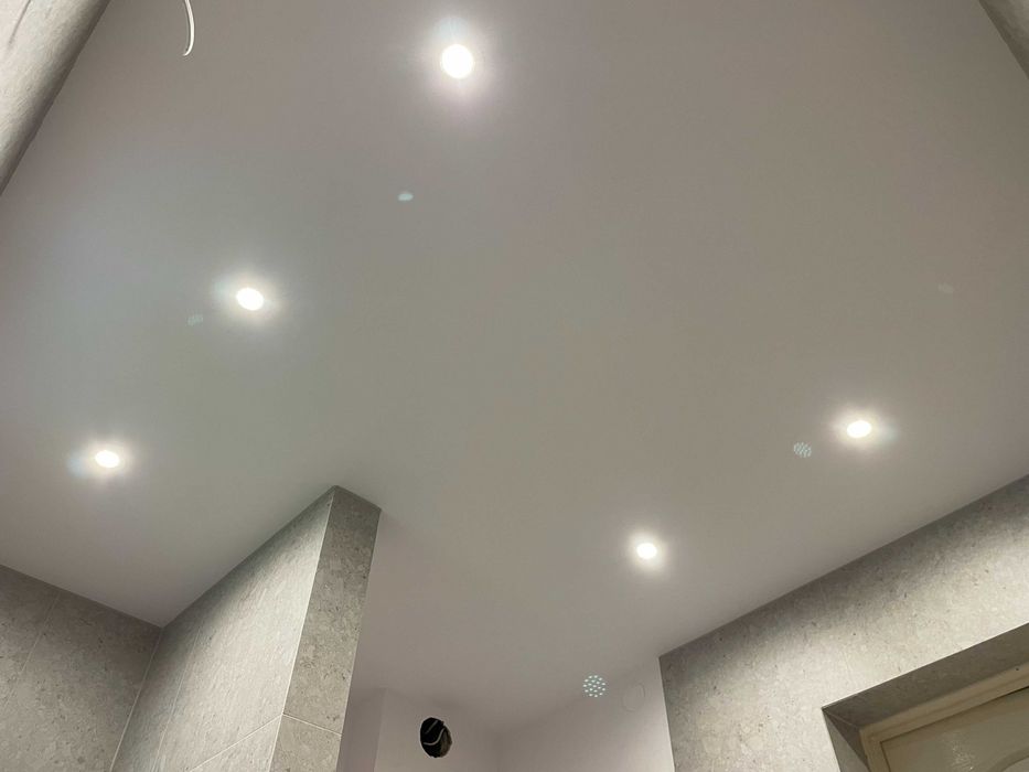 Kompleksowe remonty wnętrz i łazienek.