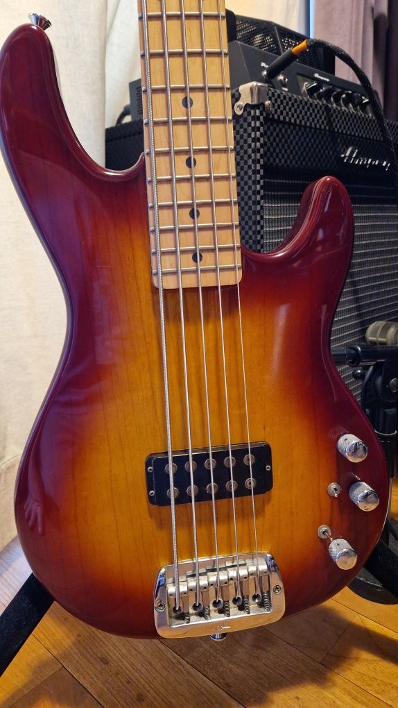 G&L L-1505 made in USA bas 5 str