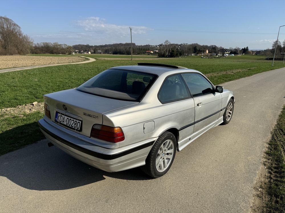 BMW 320i LPG e36 2.0 coupé sportsitze