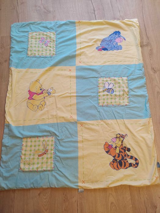 Kołderka niemowlęca dwustronna Kubuś Puchatek Disney Baby rozm.95x115
