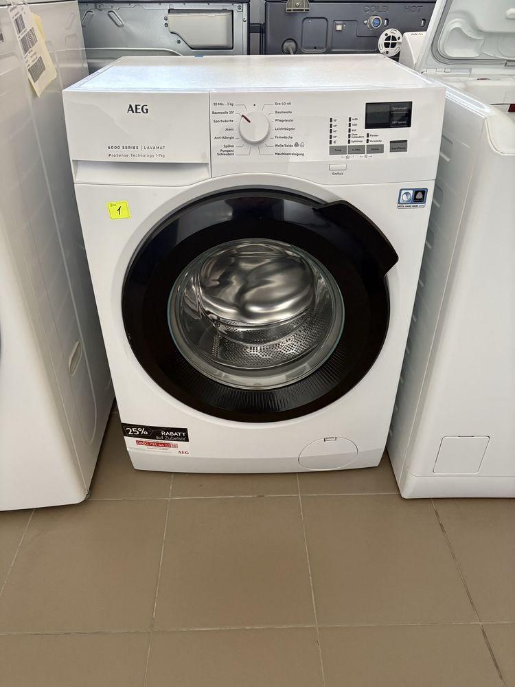 Пральна машинка на 9 кг. Bosch WAW325V0