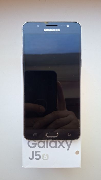 Продам samsung A52s, J6, J5