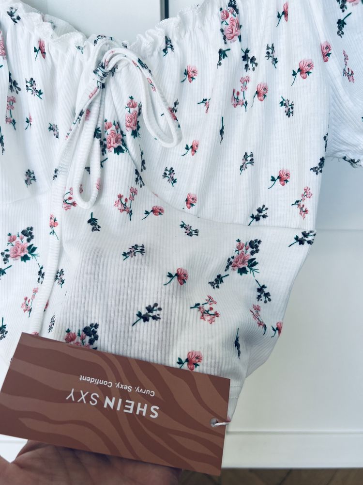 Shein S36 bluzka z falbanką z marszczeniem z przodu Nowa
