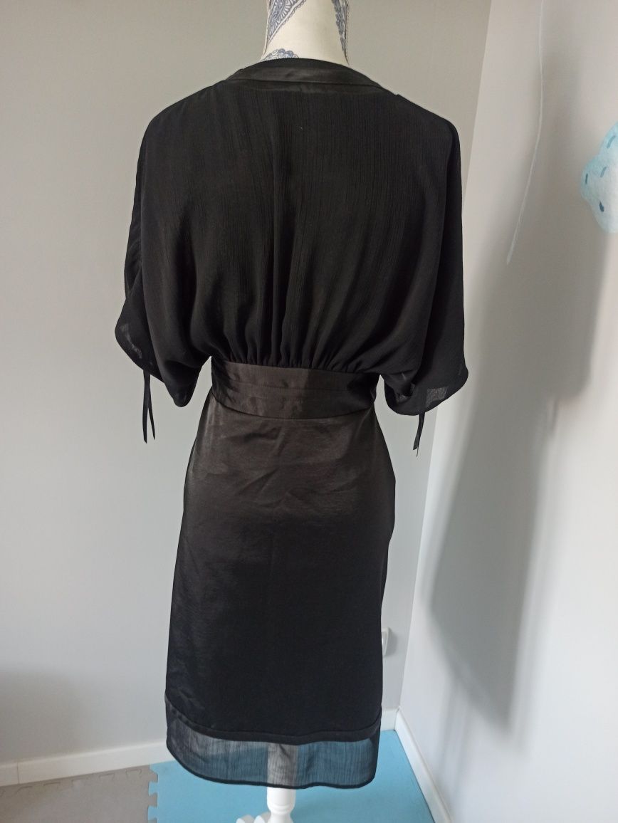 Czarna sukienka kimono rozmiar 36