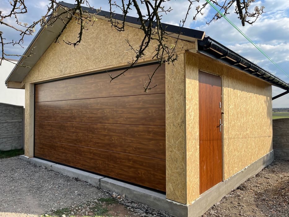 Garaż dwustanowiskowy szkieletowy bez ocieplenia 35m2 Johny House
