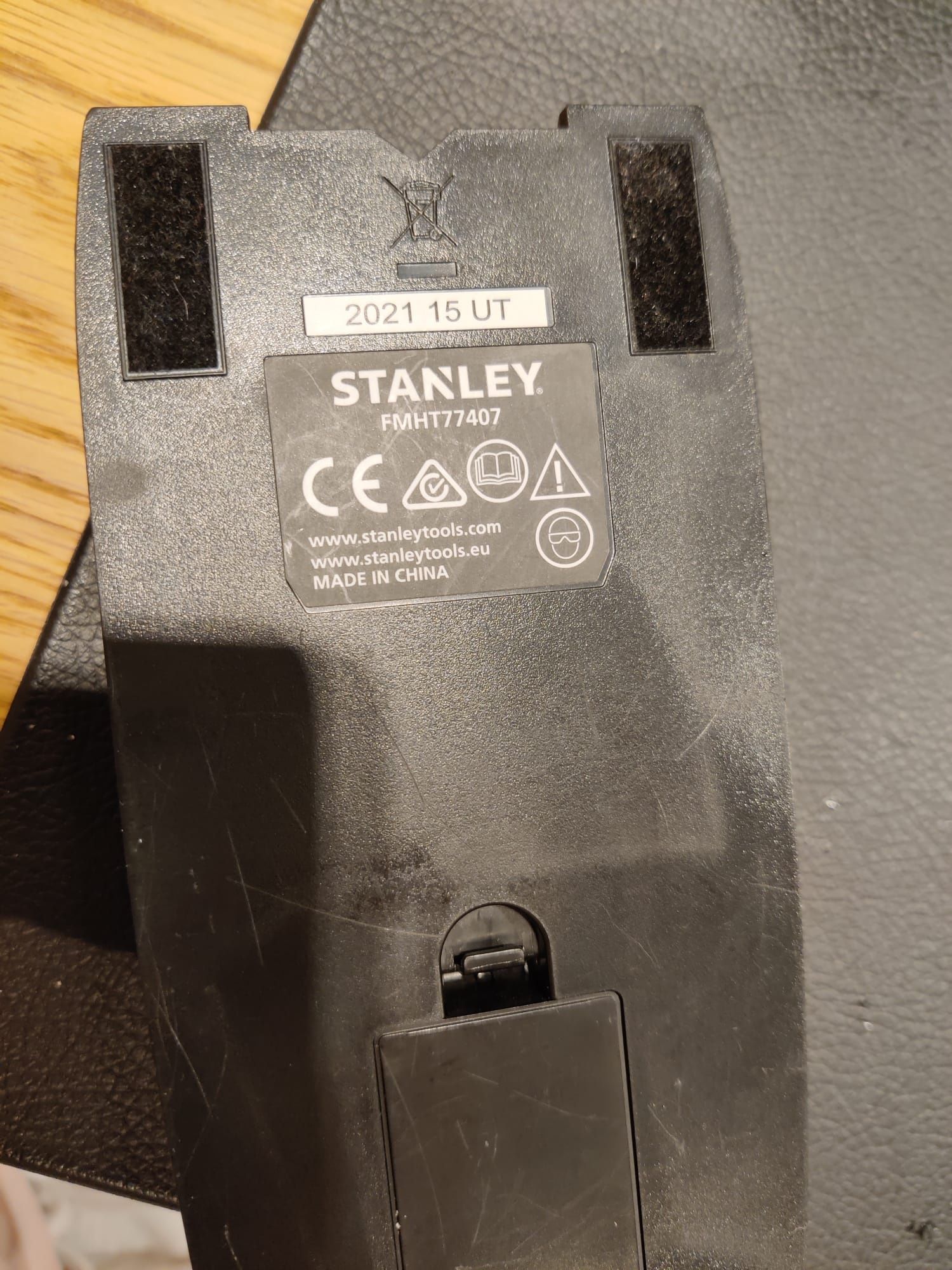 Stanley Fatmax (detector estruturas metal, electricidade, madeira)