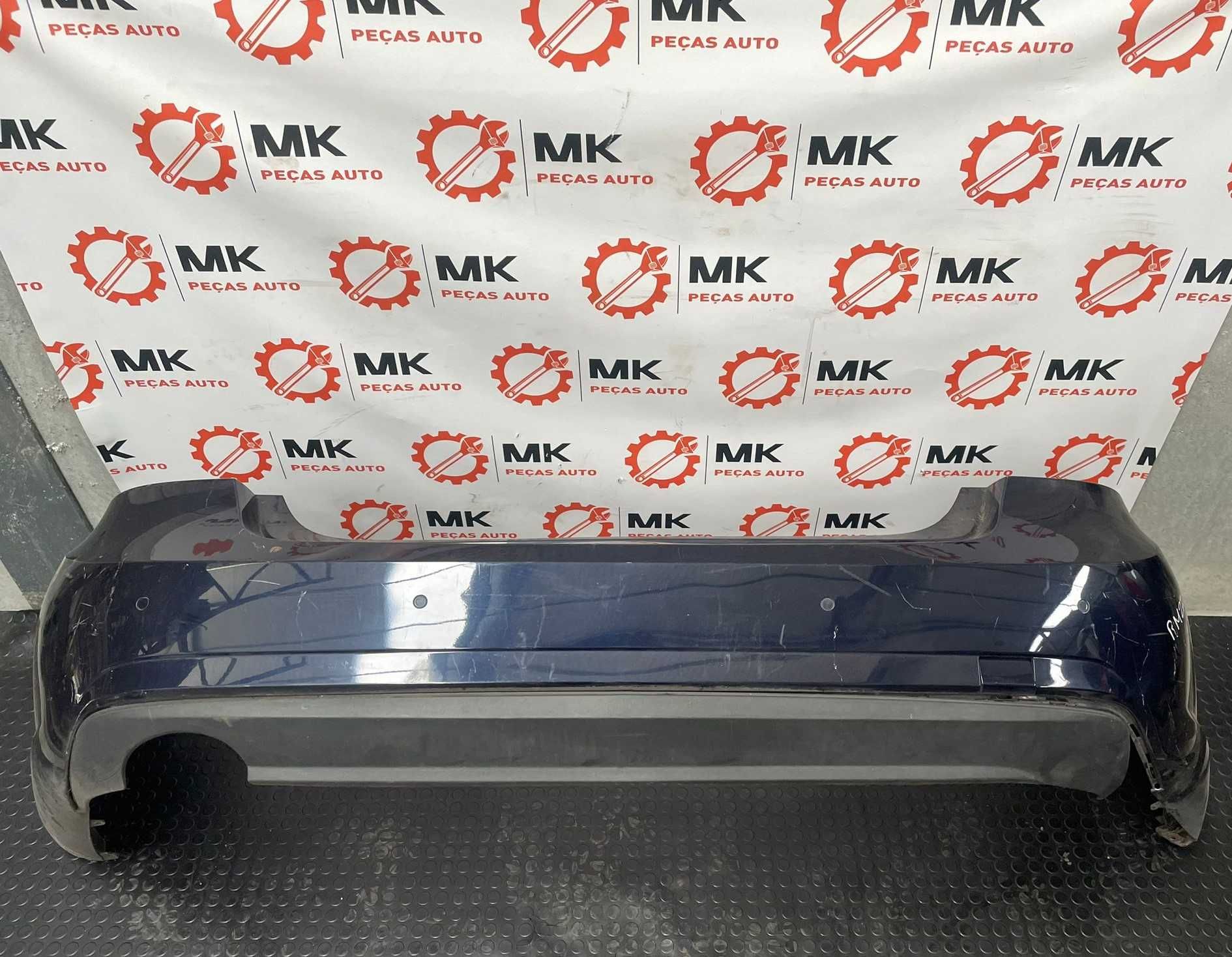 Para choques traseiro Mercedes W212 C220 Ano: 2011